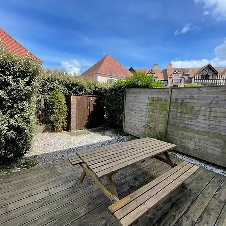 Hébergement de vacances Maisonette Proche *